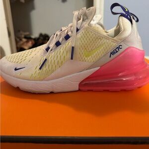 Nike Air Max 270 White and Pink Sneakers